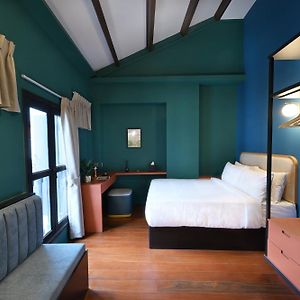 Dream Chaser Boutique Capsule Hotel